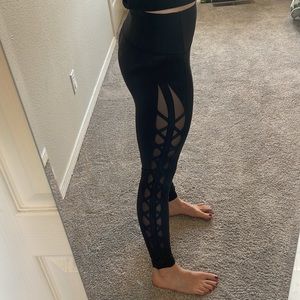 Lululemon black high rise side crisscross lace leggings